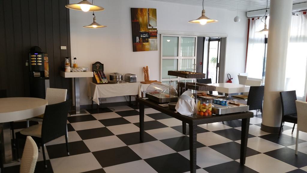 Hotel Du Lion D'Or Marmande Dış mekan fotoğraf