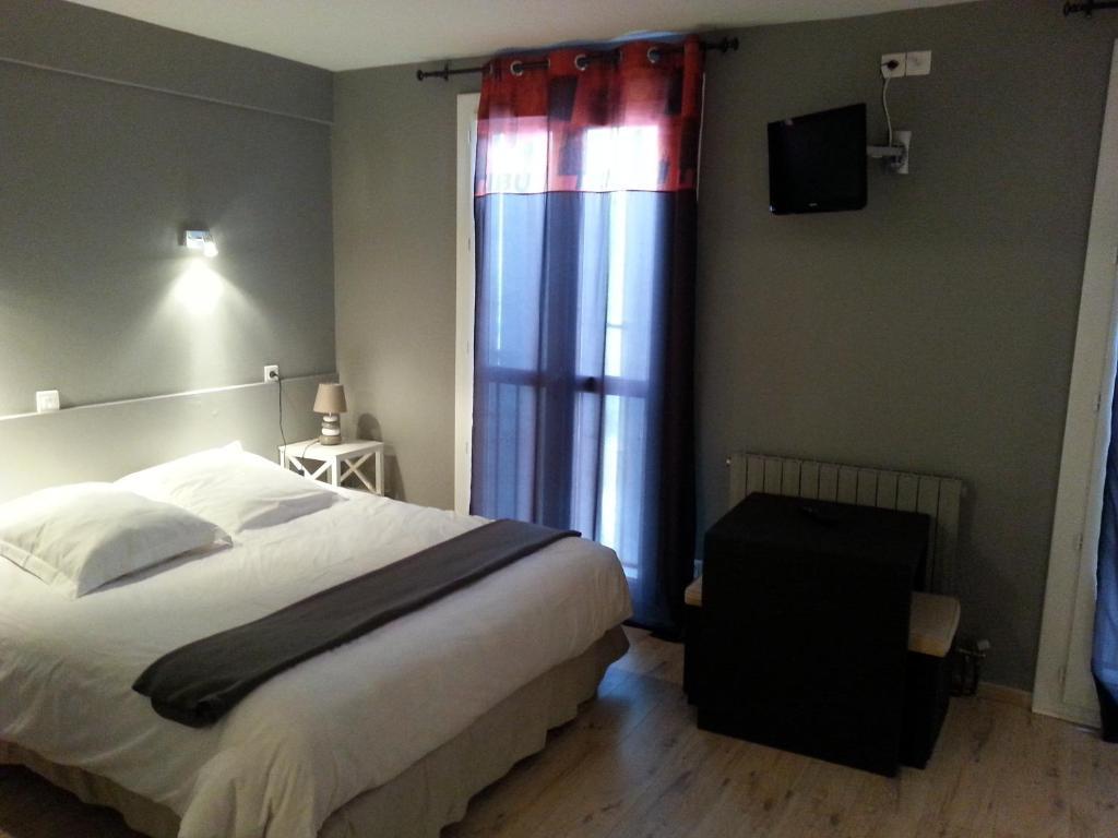 Hotel Du Lion D'Or Marmande Oda fotoğraf
